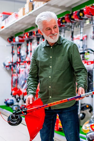 Izlozbeno-okno/motorne-kose-ramda